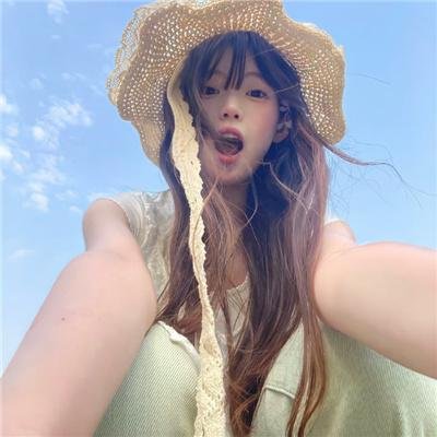 一杯咖啡与新穿的鞋子